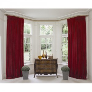 curtains on corner pole