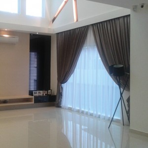 curtain & timber blinds